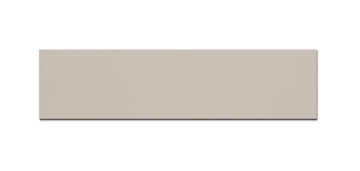 Holzjalousie MODERN 50 mm – Beige glatt mit Kontrastkanten, nach Maß (52MM)